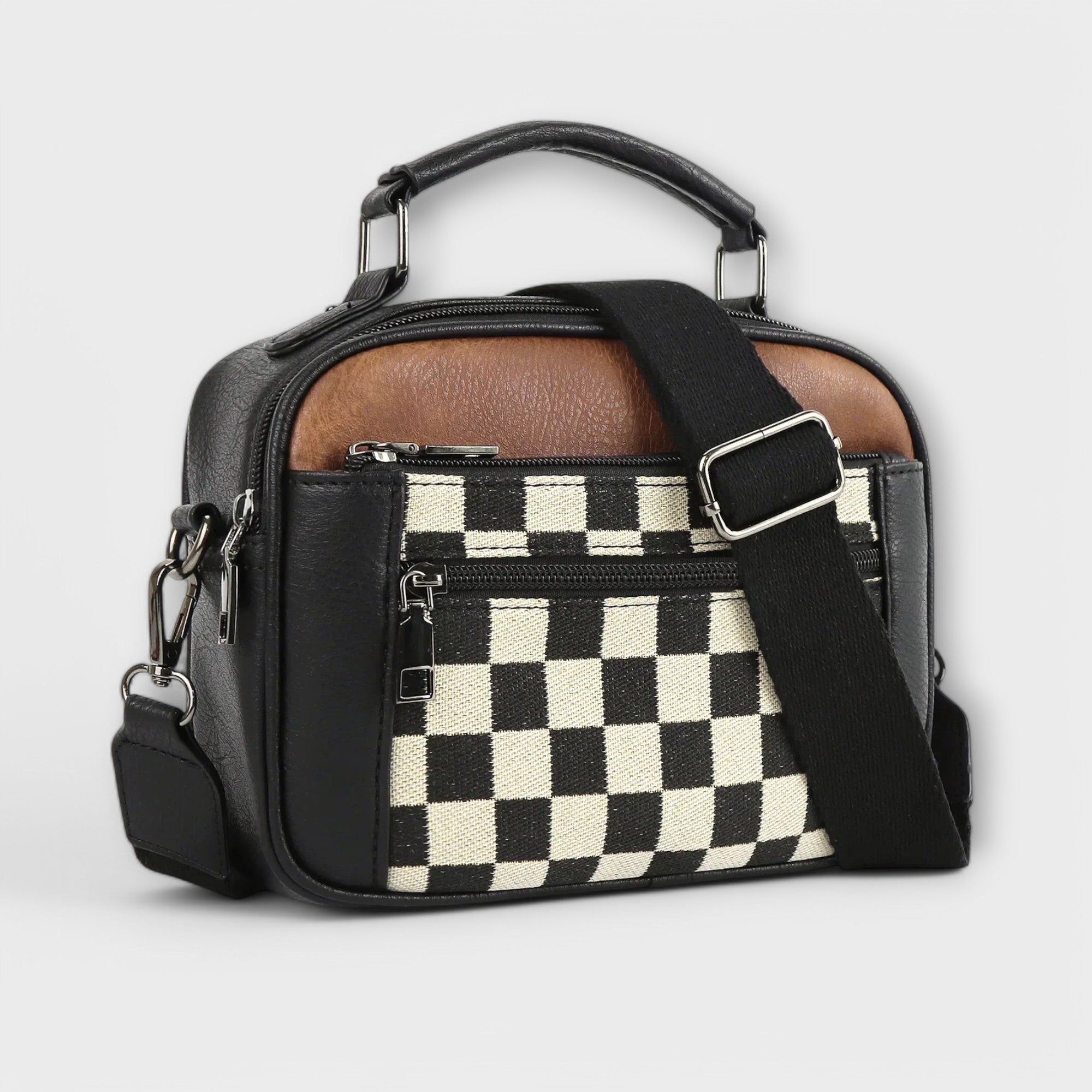 Clara | ChessMate
